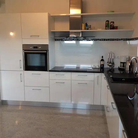 Apartment Villa Bachelor Apartments Vodice