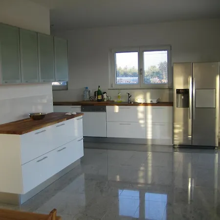 Apartment Villa Bachelor Apartments Vodice