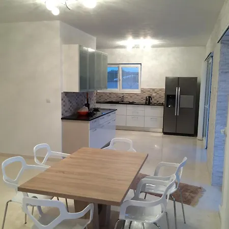 Villa Bachelor Apartments Apartment Vodice