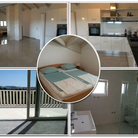 Apartment Villa Bachelor Apartments *