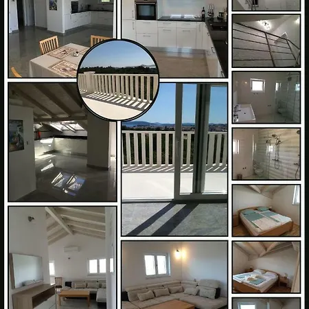 Apartment Villa Bachelor Apartments *